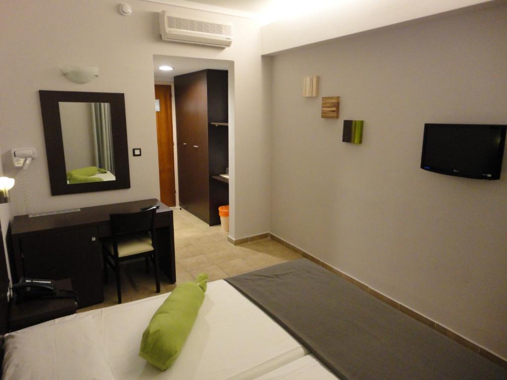 Imperial Hotel Kos Town Bilik gambar